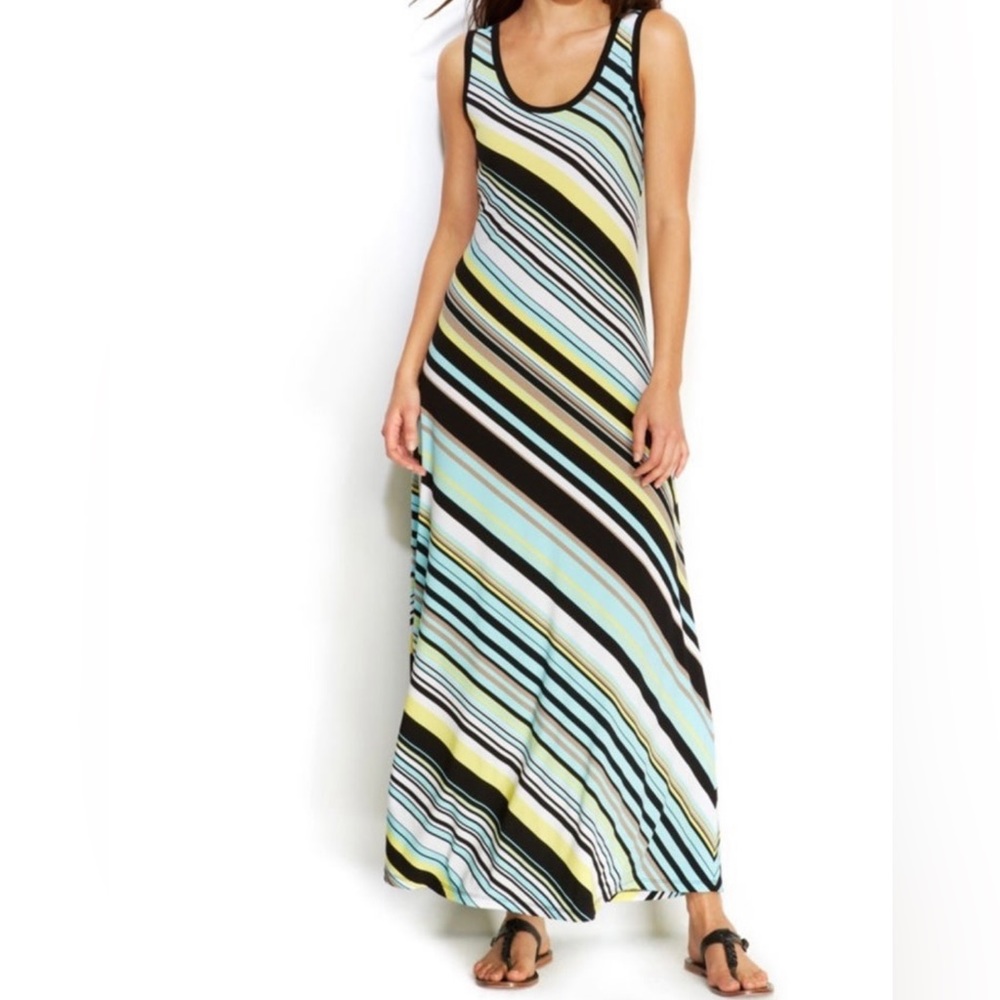 Like new 💚🖤🤍💙💛 CK maxi dress Retails $129 size M